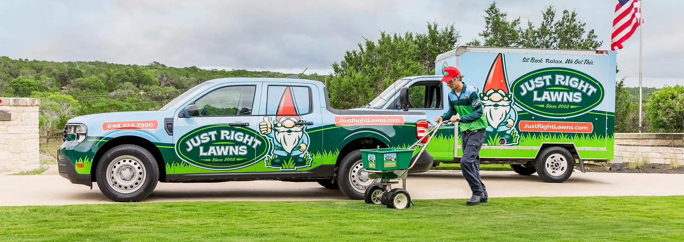hero-just-right-lawns-fertilizing-lawn